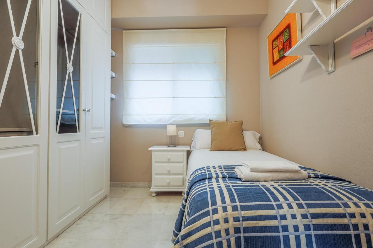 Descanso-elegancia En Parking Gratuito Apartamento